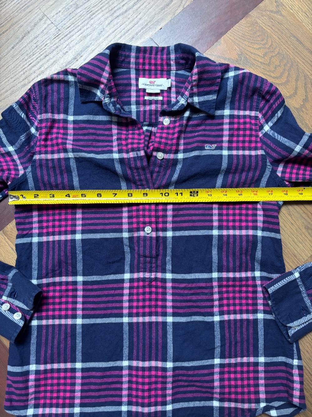 Vineyard Vines Womens Preppy Pink & Navy Plaid 1/4 button‎ up. Size zero/small. - Picture 4 of 7